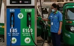 Việt Nam vừa phổ cập xăng E10, một quốc gia châu Á đã chính thức thông qua nhiên liệu E100, chạy gần như hoàn toàn bằng cồn