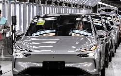Cú sốc xe điện: Công ty làm robot hút bụi, điện thoại giá rẻ cũng mơ thành Tesla, 46 thương hiệu chỉ bán được chưa tới 1.000 xe/năm