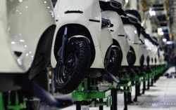 Khủng hoảng bên trong 1 startup xe máy điện: Thị phần teo tóp gần 50%, khách hàng tức giận đốt showroom, nhiều giám đốc cấp cao từ chức