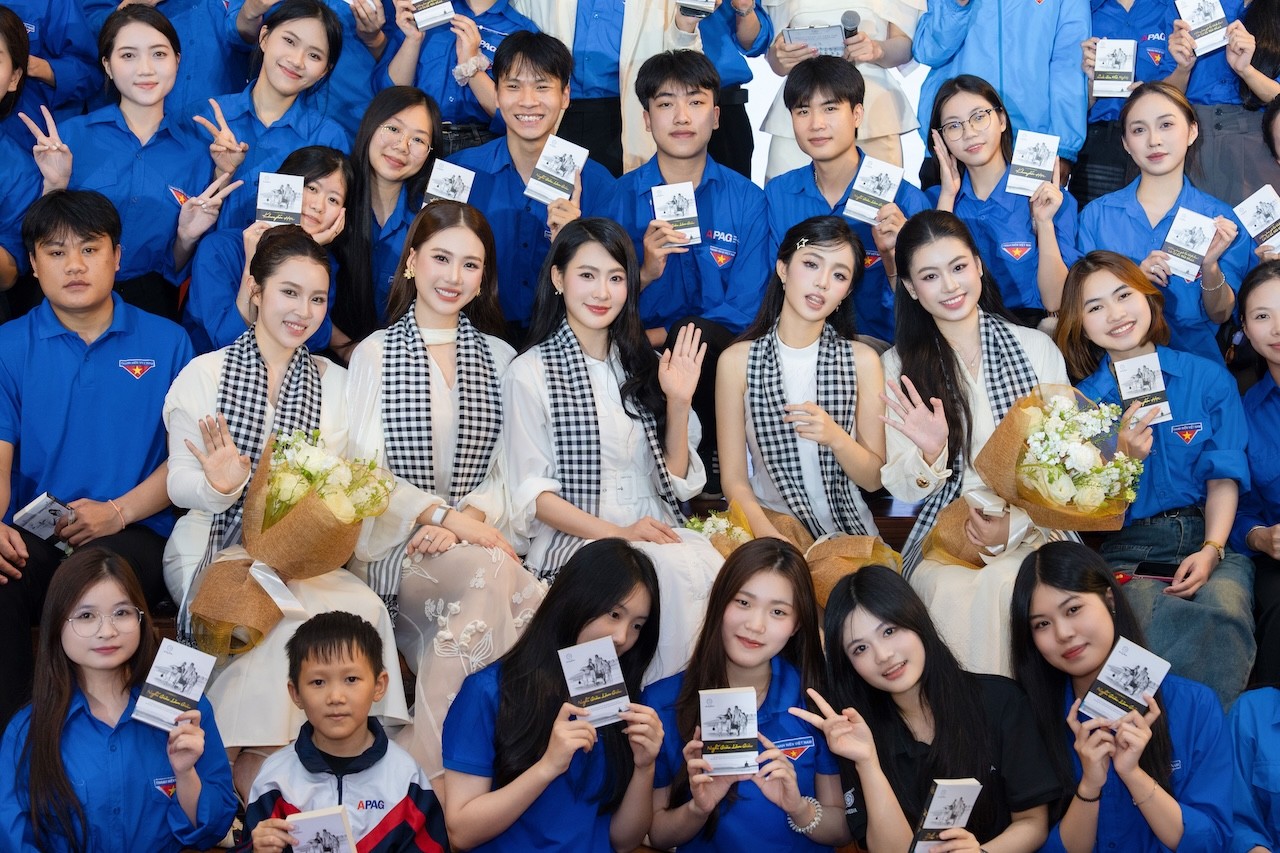 Những câu chuyện chưa kể về hành trình "lập chí" của các nghệ sĩ trẻ