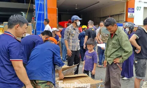 Nườm nượp mua máy phát điện, chấp nhận giá cao, nhiều nơi 'cháy' hàng