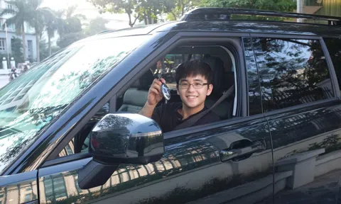 Bản hybrid một lần đổ xăng đi hơn 1.100km: Đây là chiếc Santa Fe được mong nhất?