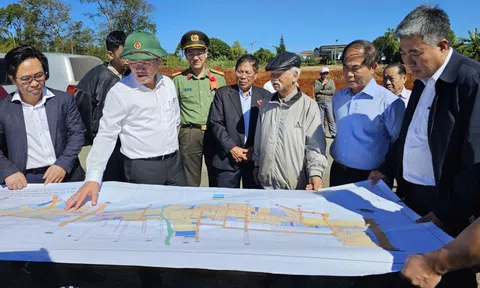 Chủ tịch UBND tỉnh Gia Lai kiểm tra dự án đường Nguyễn Văn Linh