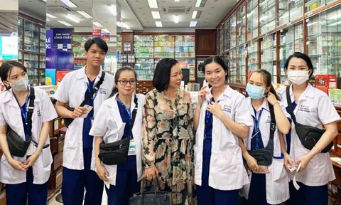 Nhân viên FPT Long Châu nhận thưởng Tết tới 127 triệu đồng