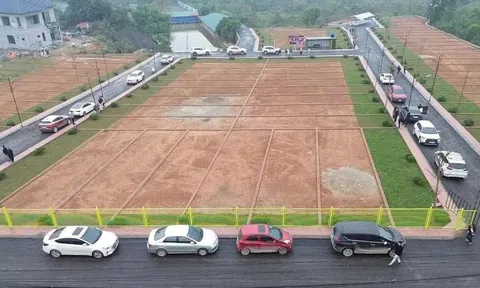 Ồ ạt phân lô bán nền, 'thổi giá' đất vùng ven Hà Nội 'ăn theo' thông tin quy hoạch