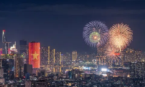 Tp.HCM bắn pháo hoa tại 17 điểm, chào đón thời khắc Giao thừa