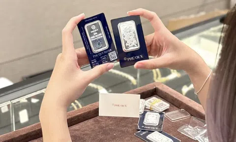 Nửa phiên giao dịch hôm nay, giá bạc giảm thêm 10 triệu đồng/kg