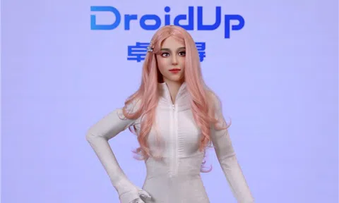 Trung Quốc ra mắt sản phẩm khiến thế giới choáng váng: Có thân nhiệt y như con người, giá không dưới 4 tỷ