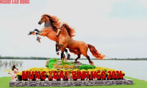 Ngắm loạt linh vật ngựa ở Quảng Trị do nghệ nhân Đinh Văn Tâm chế tác