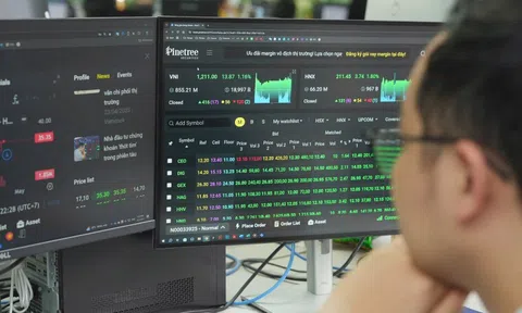 Giới đầu tư chứng khoán hồi hộp chờ diễn biến tuần giao dịch trước Tết