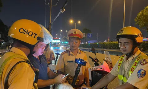 CSGT xử lý hàng chục xe khách vi phạm trên tuyến đường Đỗ Mười