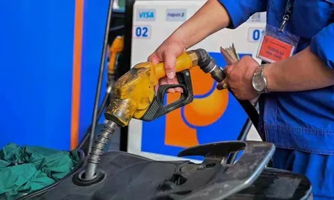 Giá xăng dầu tăng từ 15h chiều nay