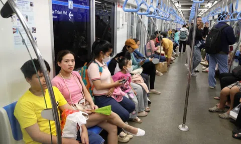 Ngân hàng, ví điện tử đồng loạt ưu đãi khách đi metro Bến Thành - Suối Tiên