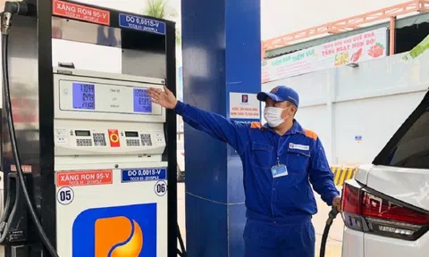 Dời lịch điều chỉnh giá xăng dầu dịp nghỉ Tết Nguyên đán 2026 sau 1 ngày