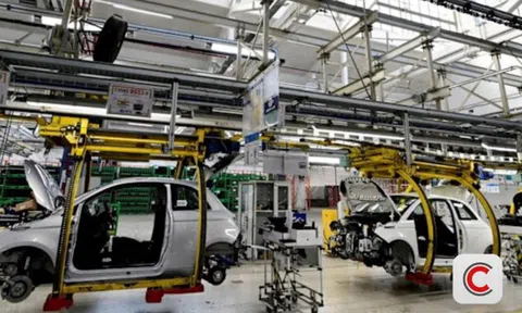 50 tỷ USD - Cái giá phải trả cho bong bóng xe điện: Hàng nghìn lao động bị sa thải, nhiều dự án đứt gánh giữa đường