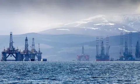 Phát hiện 292 lượt tàu thuộc hạm đội bóng tối của Nga âm thầm di chuyển qua một khu vực 'cửa ngõ' của châu Âu