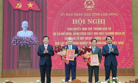 Lâm Đồng trao chủ trương đầu tư 2 dự án gần 60.000 tỷ đồng