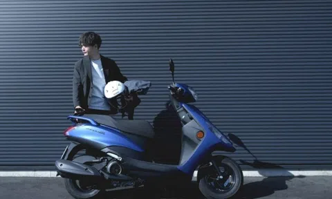 Lộ diện kẻ ngáng đường Honda Lead: Xe ga Yamaha siêu nhẹ 100kg, cốp "nuốt trọn" thế giới, đổ 1 lít xăng đi 52km!