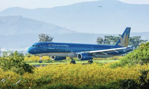 Sân bay Liên Khương tạm đóng cửa, khách bay đổi, hoàn vé ra sao?