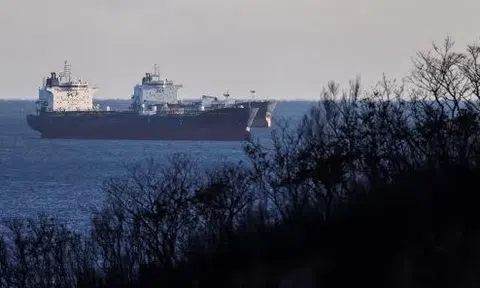 Không phải Nga, một quốc gia đang gặp khó với LNG: Vận chuyển 25.000 km mới tới tay khách hàng, châu Á ngày càng giảm nhu cầu