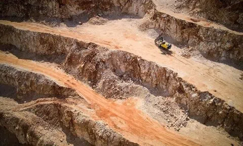 Việt Nam sở hữu kho báu được cả thế giới thèm khát, Trung Quốc nhiều lần ngỏ lời dù trữ lượng gấp 12 lần