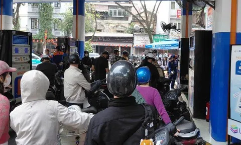 Bộ Công Thương lên tiếng về nguồn cung xăng dầu, hoạt động của 2 nhà máy Dung Quất và Nghi Sơn