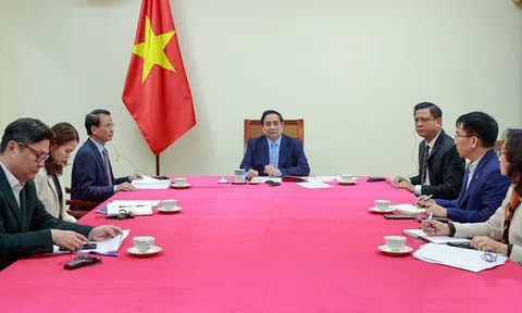 Thủ tướng Phạm Minh Chính điện đàm với Thủ tướng Kuwait: Nhất trí xem xét tiếp tục cung ứng dầu thô