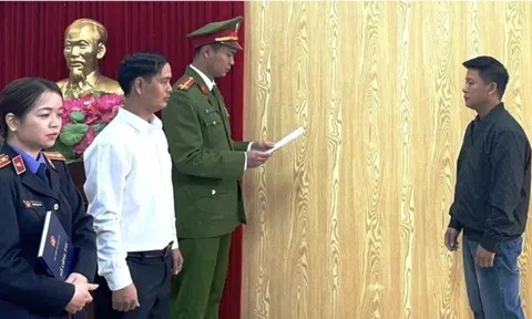 Sản xuất 12.000 chai giấm ăn giả bằng công thức ‘axit axetic công nghiệp pha nước lã’