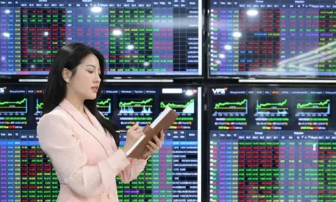 Chứng khoán ngày 10-3: Phục hồi mạnh mẽ sau cú rơi lịch sử