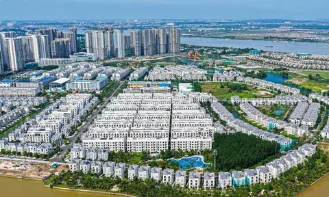 Giá biệt thự, liền kề của thị trường TP.HCM diễn biến "lạ"