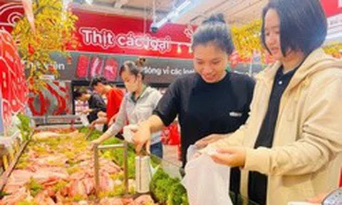 Nhà cung cấp đòi tăng giá hàng hóa, siêu thị nỗ lực giữ giá, hỗ trợ người mua