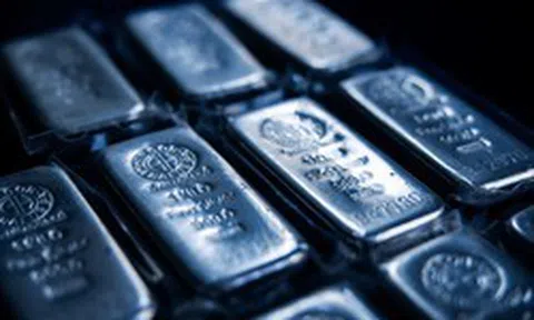 1 quốc gia vừa ‘mua đỉnh’ gần 800 tấn bạc