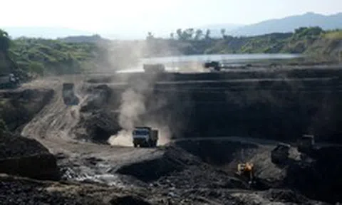 Phát minh của Trung Quốc làm rung chuyển ngành dược phẩm: biến than đá thành nguyên liệu thuốc chữa bệnh, hiệu quả cao nhưng chi phí thấp