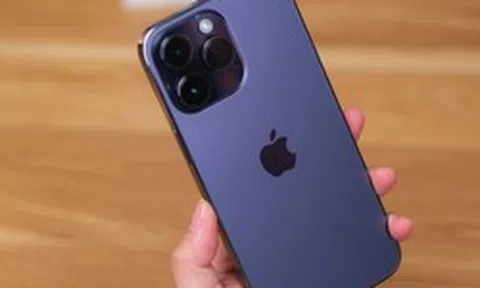 3 chiếc iPhone cũ đang giảm giá mạnh nhất 
hiện nay