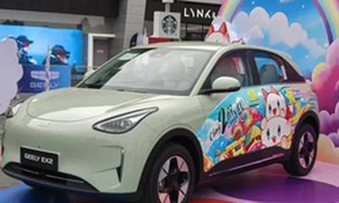 SUV hybrid kỷ lục 1.800km và "xe điện quốc dân" giá 459 triệu đồng ra mắt Việt Nam