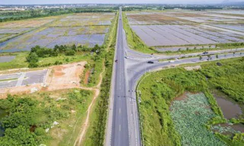 Vụ “Người lạ” trong hồ sơ gói thầu 16,5 tỉ ở Quảng Trị: Phát sinh kiến nghị vẫn khởi công?