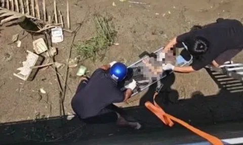 Phát hiện thi thể nam giới trôi dạt vào bờ sông Dinh