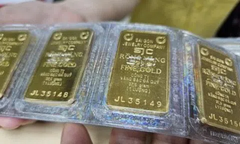 Cuối ngày 10-4, giá vàng trong nước thu hẹp cách biệt với giá vàng thế giới