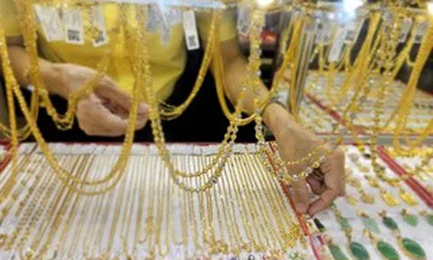 Giá vàng hôm nay 12-4: Vàng miếng SJC giảm, ngược dòng giá thế giới