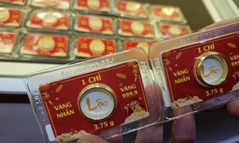 Giá vàng hôm nay 13-4: Vừa mở cửa đã giảm rất nhanh