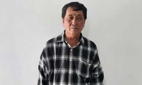 Tạm giữ đối tượng “hô biến” vé số giả thành vé trúng để lừa đảo