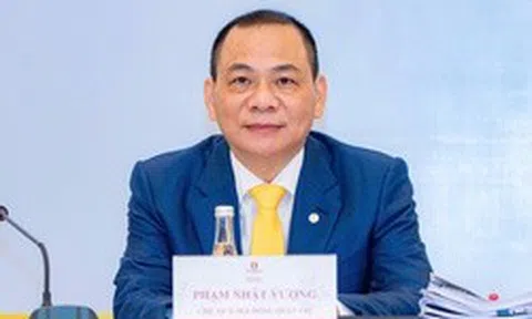 Tỷ phú Phạm Nhật Vượng: 'VinFast không bao giờ quay trở lại làm xe xăng'