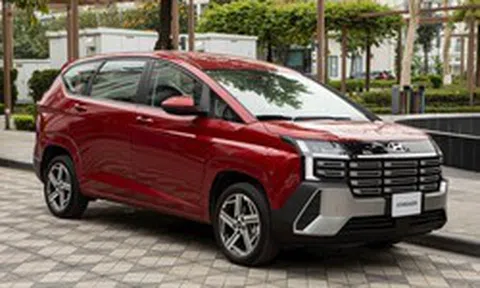 Mẫu MPV nhiều công nghệ nhất lại đang có giá tốt bậc nhất phân khúc