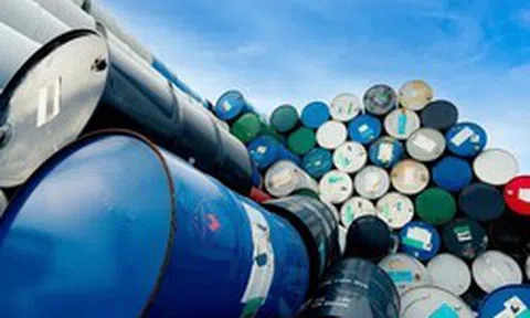 80 triệu thùng dầu dự trữ Mỹ âm thầm vượt đại dương để 'giải cứu' một tọa độ bất ngờ giữa bão Hormuz