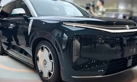 60.000 đơn đặt hàng sau 48 giờ, mẫu SUV 'khủng long' nào đang khiến thị trường phát sốt?