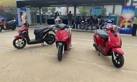 VinFast mang loạt xe máy điện mới sang Indonesia, dùng một thứ ngoài giá bán để cạnh tranh xe xăng