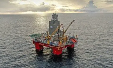 Khoan thẳng 2.600m xuống đáy biển, phát hiện mỏ dầu khí trữ lượng 370 nghìn m3 khí đốt và hơn 300 thùng dầu 'sạch'