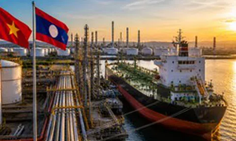 Việt Nam, Lào đón tin cực vui: có thể nằm trong nhóm đầu tiên nhận 'viện binh' xăng dầu từ Trung Quốc