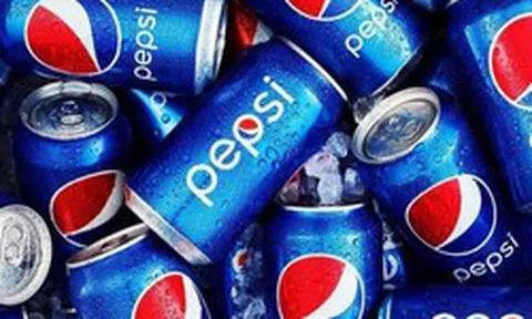 Cuộc cải tổ đau đớn của Pepsi: Hạ giá bán, khai tử 20% thương hiệu, buộc bắt chước Coca-Cola để tìm đường sống
