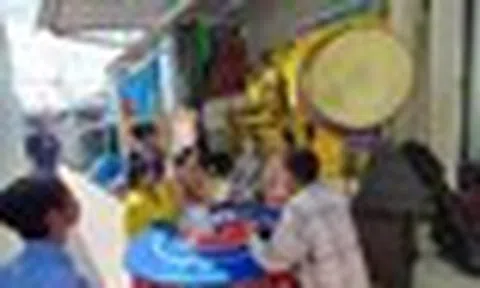 Thảm án ở Tây Ninh: Cha mẹ già nghẹn ngào đón thi thể con, cháu